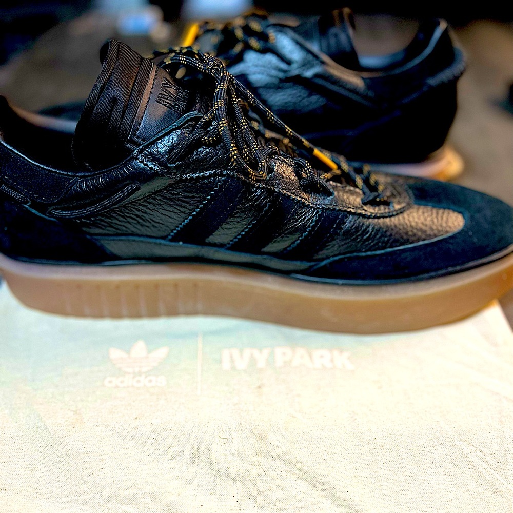 Adidas x IVY PARK - Size 13 - Black leather and Suede, Gold and black laces